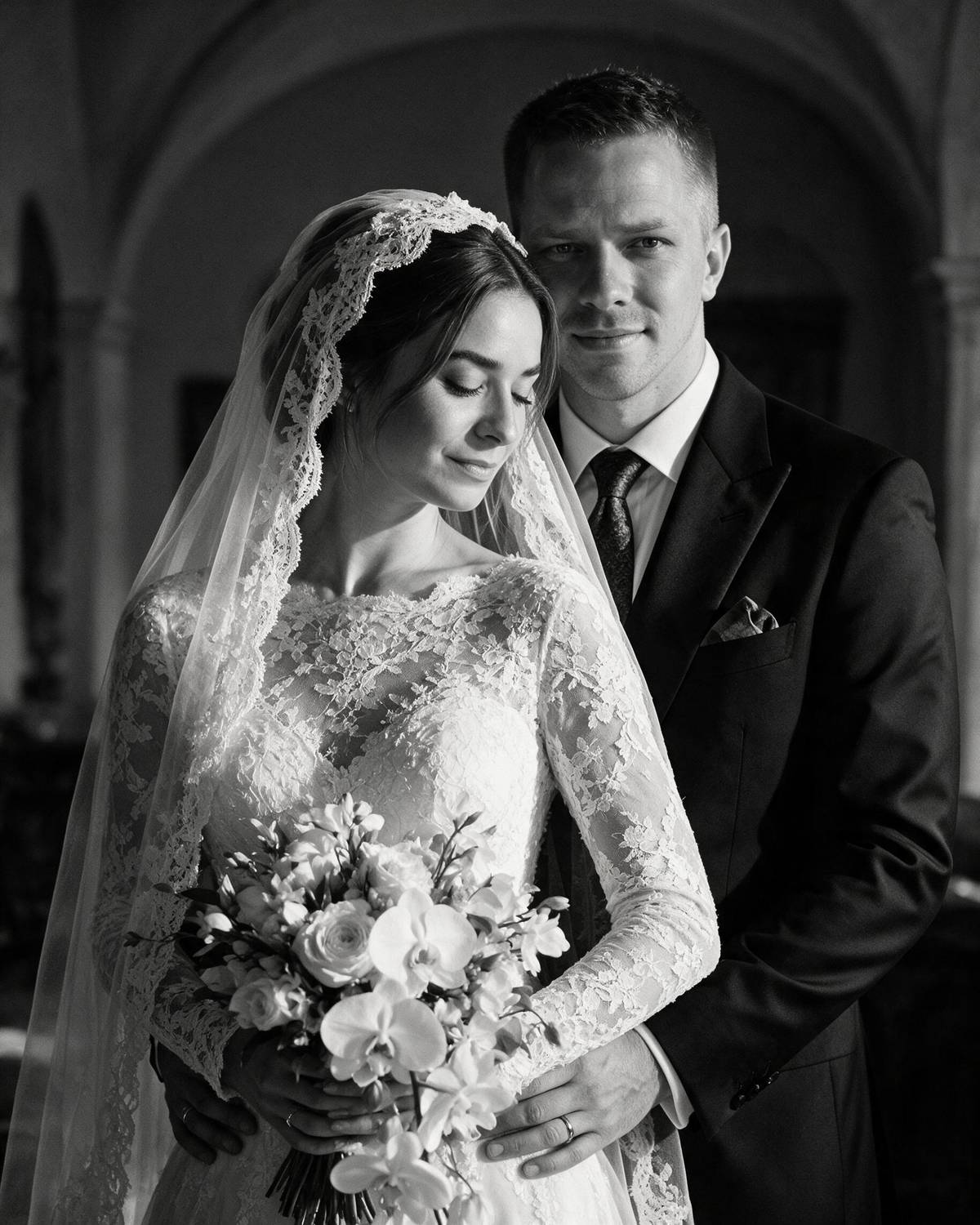 Sesja Poślubna z AI - Piękne Zdjęcia Ślubne Po Ceremonii - przykładowe zdjęcie 1