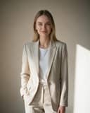 Professionnalisme lumineux femme